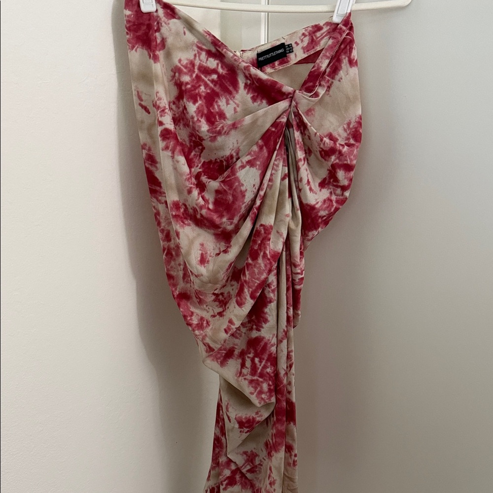 Pretty Little Thing Floral Skirt